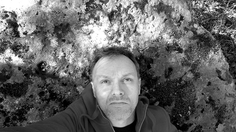 Portrait de Nihil Bordures